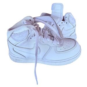 Nike Air Force 1’s Sneakers